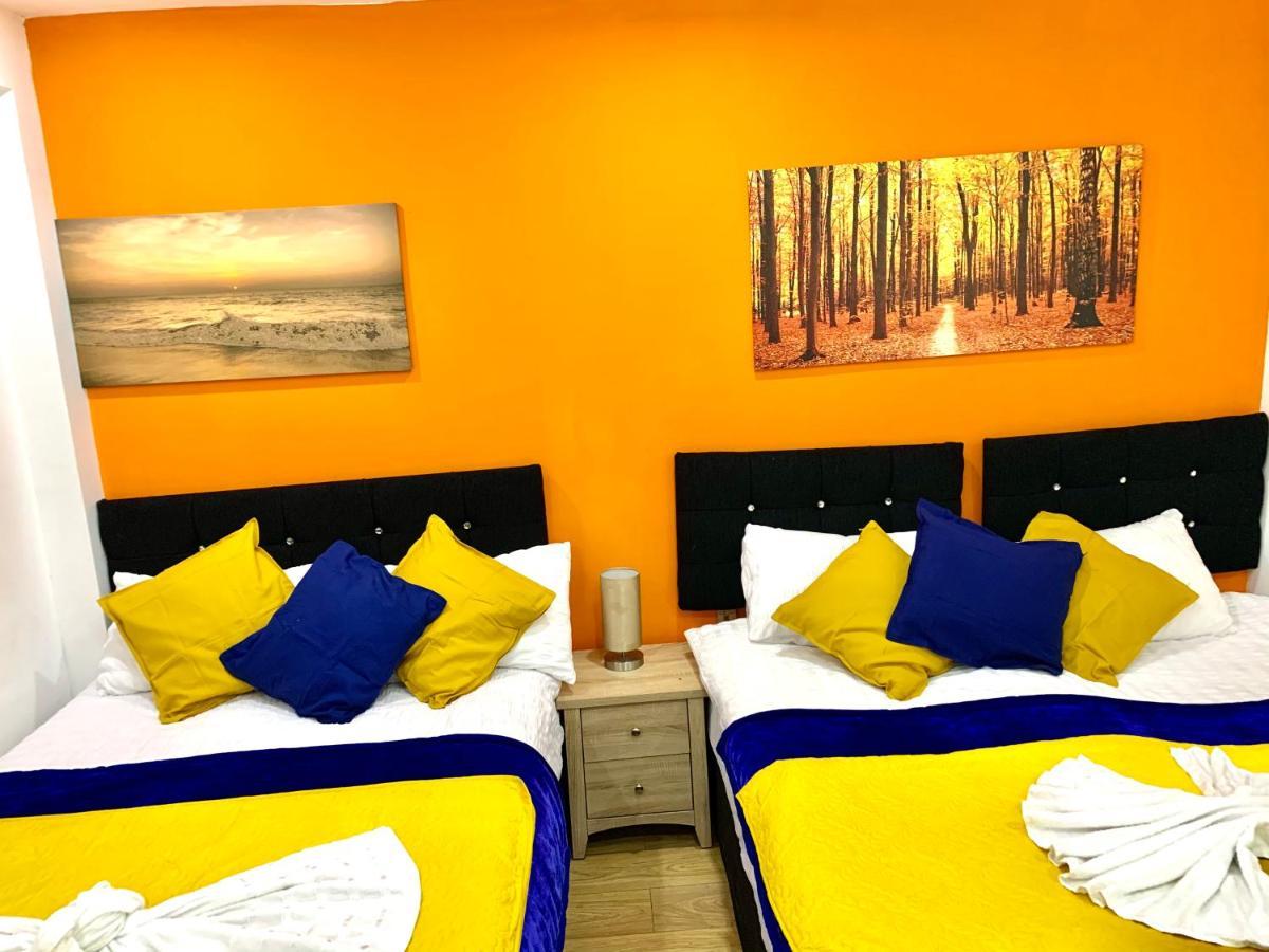 London 2 Bedroom Apartment, Kitchen, Reception And Private Garden エクステリア 写真